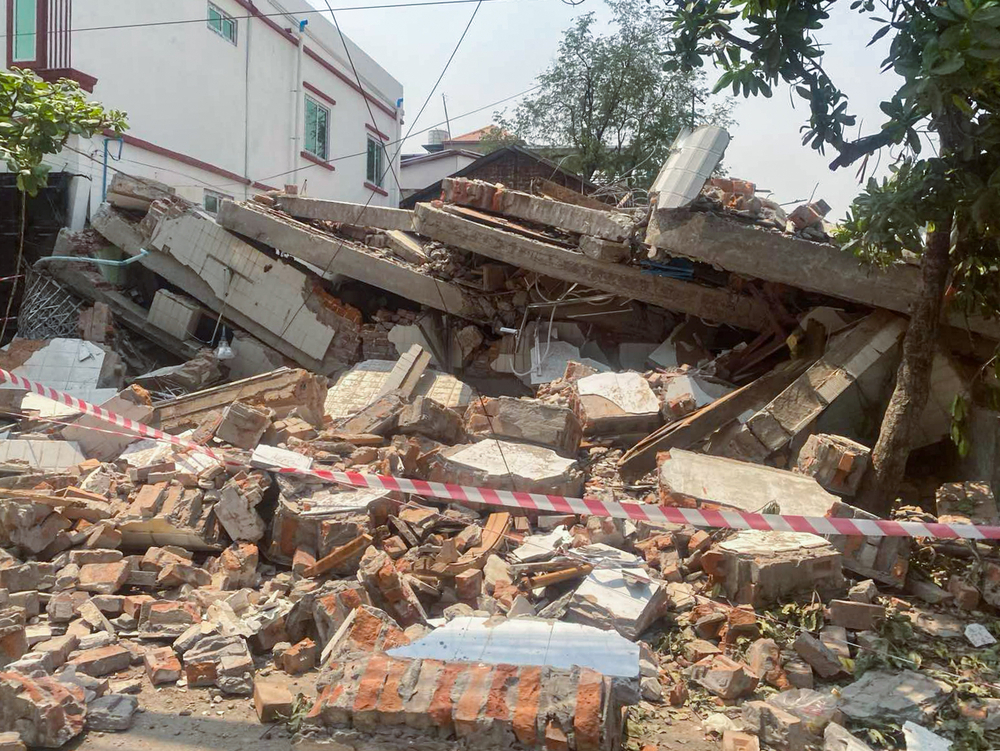 Erdbeben Myanmar: Zerstörte Gebäude in Stadt