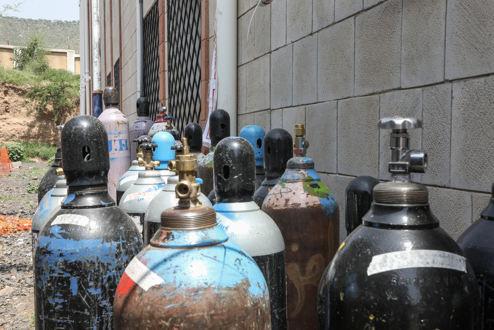 Sauerstoffflaschen im Jemen