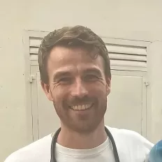 Portrait von Paul Snape