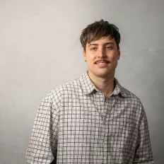 Portrait von Simon Kuhn