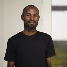 Portrait: Louis Bahina Essengue  