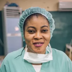 Die Krankenpflegerin Veronica Emeh