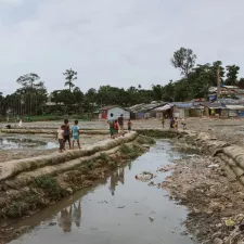 Die Situation der Rohingya in dem Geflüchtetencamp in Bangladesh hat sich erheblich verschlechtert. Es zeigen sich große Lücken bei der medizinischen Versorgung.