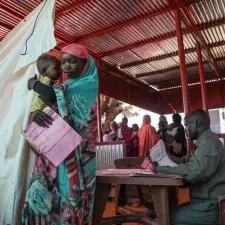 Wir haben Mangelernährung im Samsam-Camp in Nord-Darfur behandelt. Sudan: Mangelernährung im Samsam-Camp, Nord-Darfur