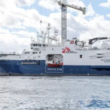 Das von Ärzte ohne Grenzen gecharterte Schiff "Geo Barents" startet zur Seenotrettung im Mittelmeer.