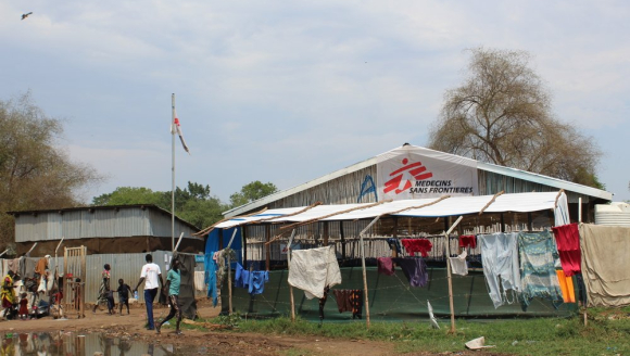 Asylsuchende aus dem Südsudan im Aufnahmezentrum in Pagak
