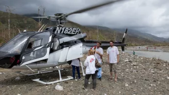 Zugang zu Bergdörfern nach Hurrikane