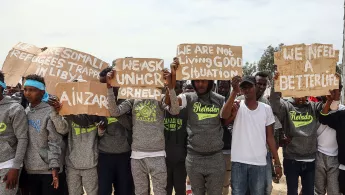 Flüchtlinge in einem Internierungslager in Libyen.