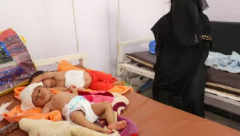 Zwillinge zur Behandlung im Krankenhaus Abs.