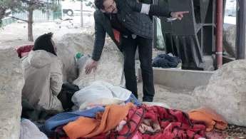 Ärzte ohne Grenzen Frankreich Paris junge Geflüchtete brauchen Schutz Unterstützung