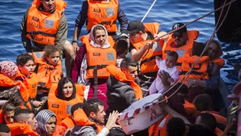 Mittelmeer Rettung Kodex Ärzte ohne Grenzen