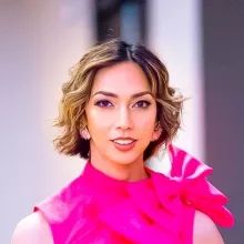 Porträt Julie Papango