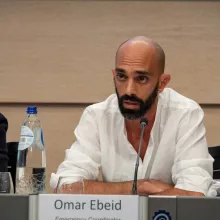 Omar Ebeid spricht auf der Gaza Press Conference in Brüssel.