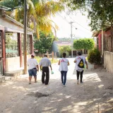 Unsere Mitarbeiter*innen während des Einsatzes gegen die Dengue-Epidemie.