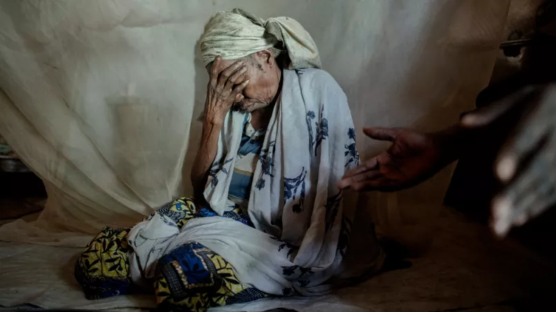 Ärzte ohne Grenzen in Zentralafrikanische Republik Moschee Bangui Bewohnerin