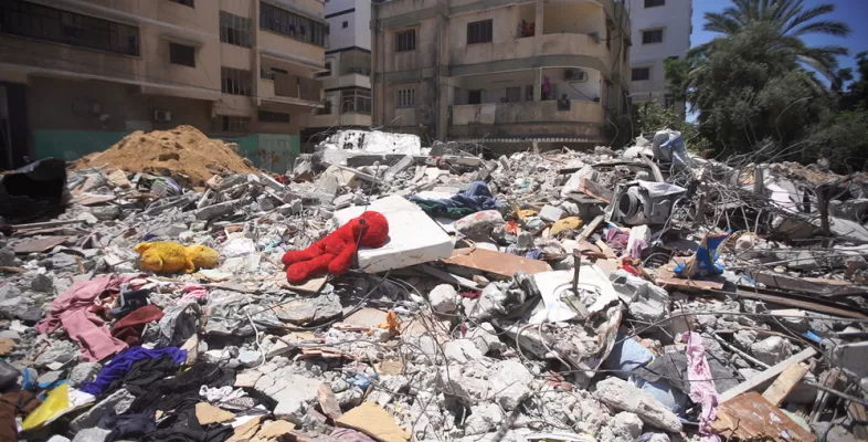 Ein Trümmerhaufen in der Stadt Gaza nach einem israelischen Luftangriffen.