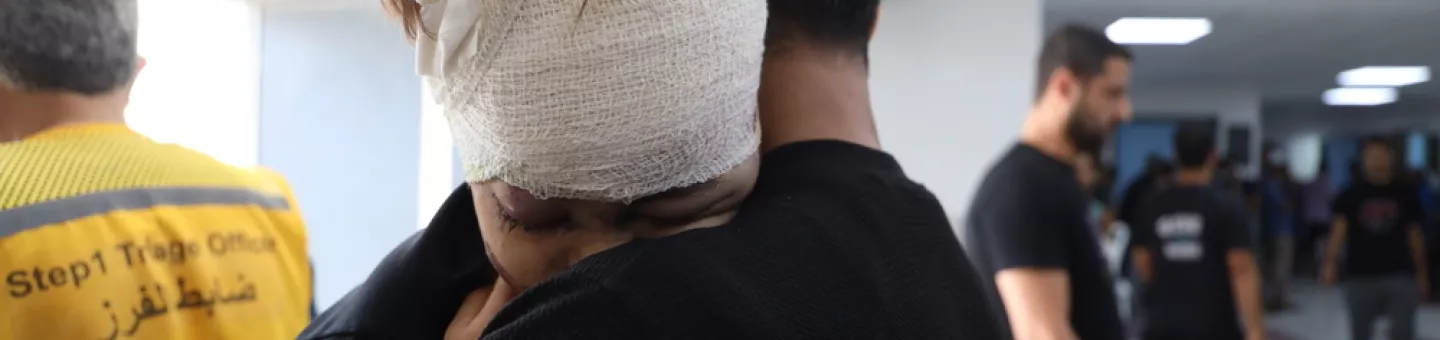 Palästinensische Gebiete: Im Al-Shifa-Krankenhaus Gaza verletztes Kind