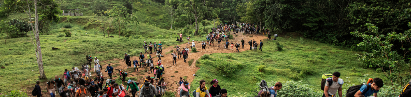 Migrant*innen im Darién-Dschungel auf der Durchreise in Ecuador, Kolumbien und Panama Migrant*innen im Darién-Dschungel auf der Durchreise in Ecuador, Kolumbien und Panama