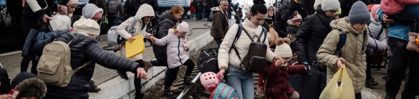 Vertriebene am Bahnhof in Lwiw