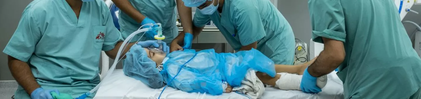 Im Operationssaal des Al-Awda-Krankenhauses in Gaza 