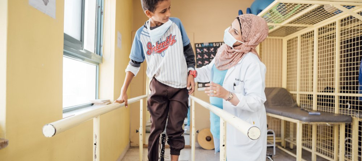Hilfe für Jungen in Jordanien