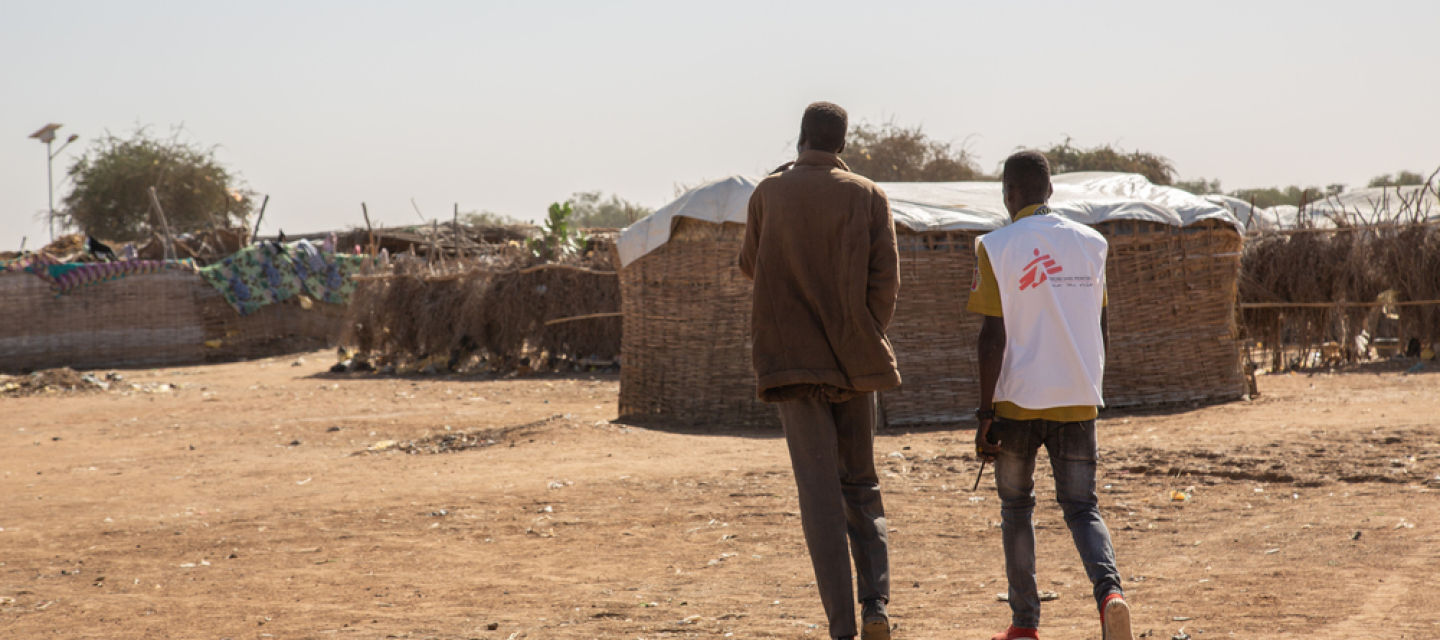 Mitarbeitende im Camp Kario in Ost-Darfur
