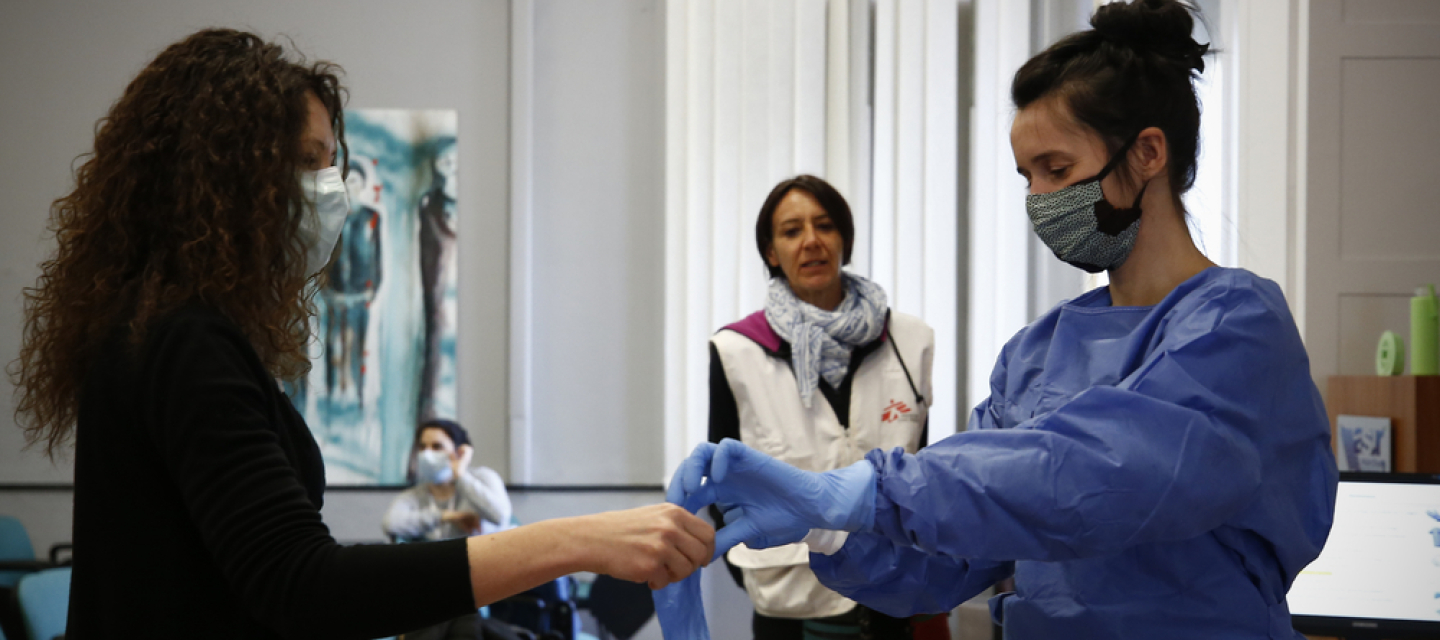 Covid-19 Italien Hilfe Schutzkleidung