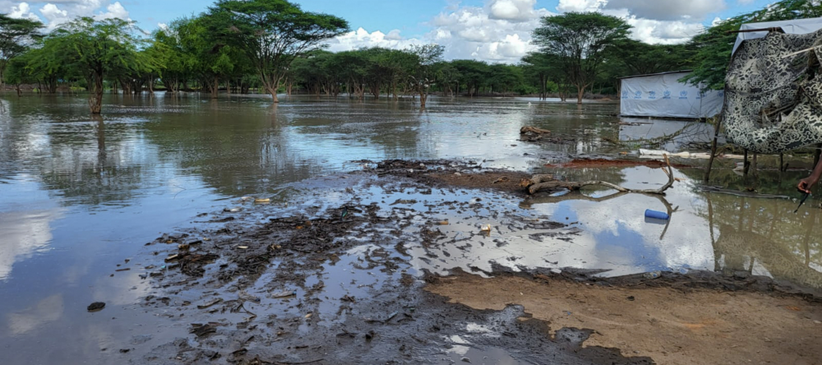 Überflutete Landschaft in Kenia