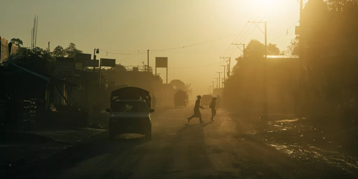 Haiti: Sonne auf der Straße nach Martissant