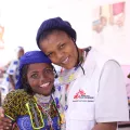 Unity Enuebuke mit Patientin Halima Umaru