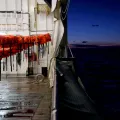 Deck des Seenotrettungsschiffs Geo Barents von Ärzte ohne Grenzen 