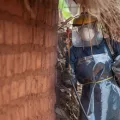 Hilfe Malaria Bekämpfung Burundi Sprühkampagne
