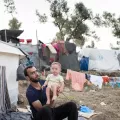 Im völlig überfüllten Lager Moria auf Lesbos herrschen menschenunwürdige Zustände.

