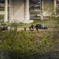 US-Polizei stoppt Migranten an der Grenze