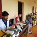 Ärzte ohne Grenzen Kerala Hilfe



MSF medical teams at work in relief camps for vulnerable people in Vythiri town of Wayanad district, in Northern Kerala. 

The worst floods in nearly a century in Kerala have left many dead and lakhs displaced in relief camps across the state’s 14 districts. In response to the floods, the international medical humanitarian organisation Doctors Without Borders/ Médecins Sans Frontières (MSF) has started relief work in camps in Wayanad, one of the worst-affected distri
