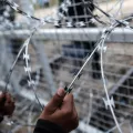 Flüchtlinge sitzen in Idomeni an der griechisch-mazedonischen Grenze fest